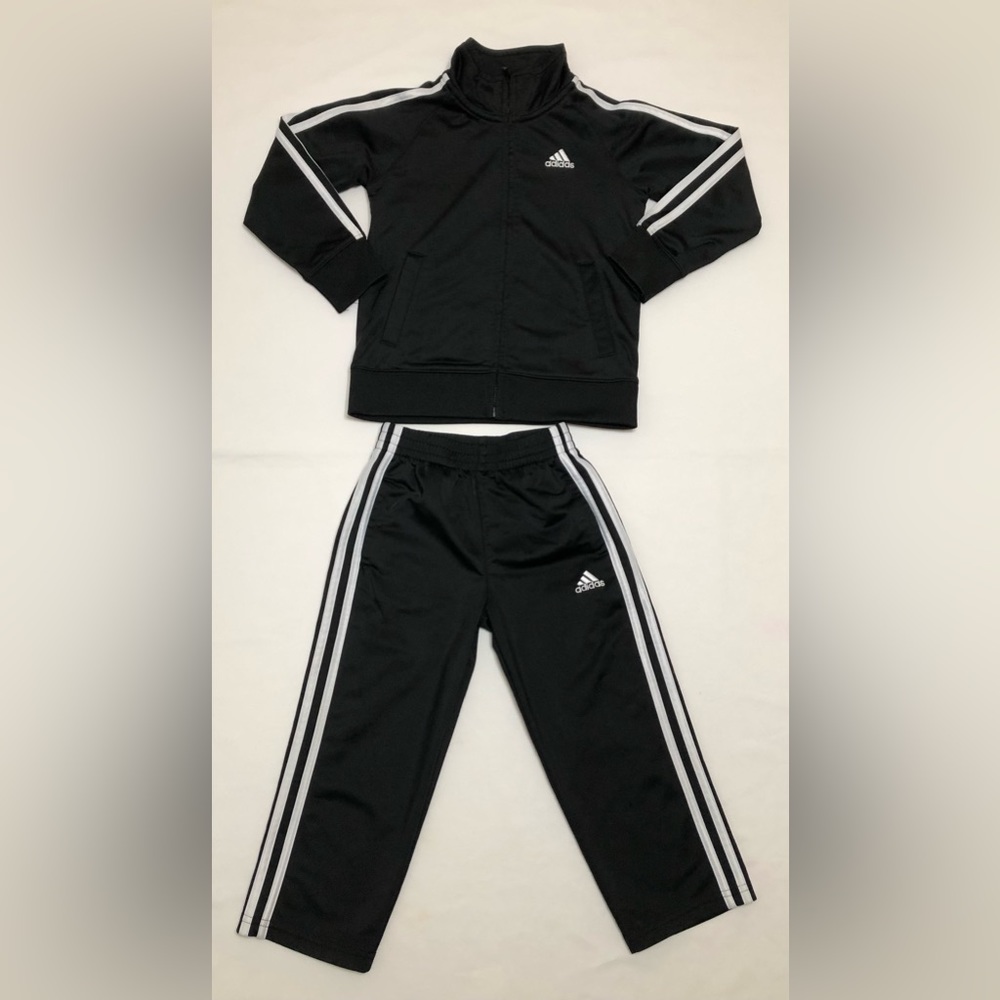 ADIDAS ORIGINAL BLACK AND WHITE TRACK SUIT UNISEX 100% POLYESTER